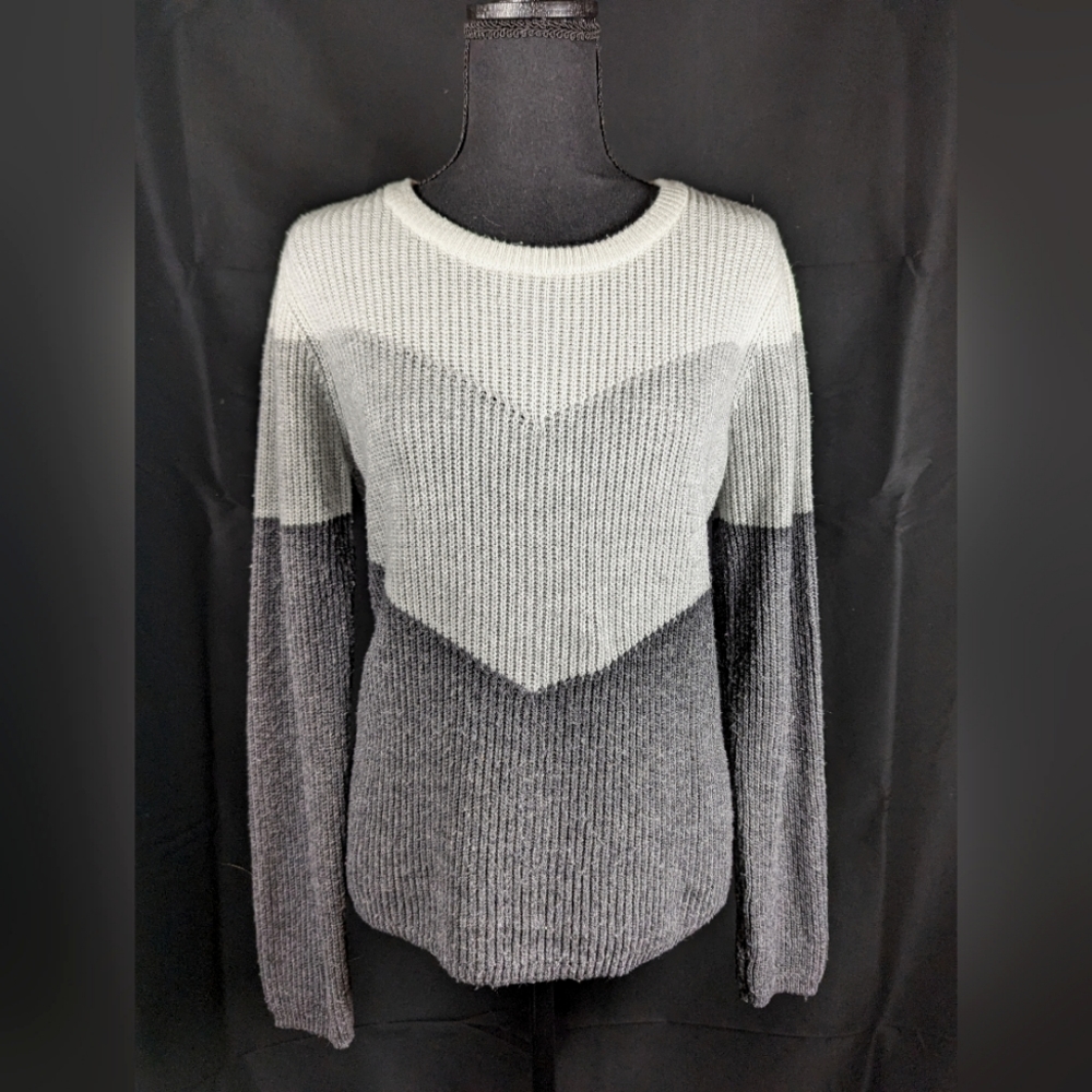 DESIGN HISTORY Carrie Zipper Back Sweater